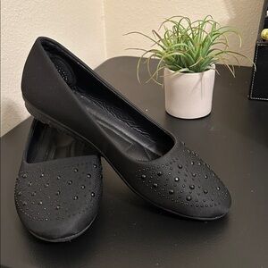 Elegant Black Studded Women's Flats